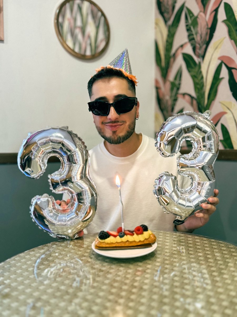 editogomez's tweet photo. Doble celebración hoy 10 de Mayo ❤️‍🔥 https://t.co/mJTdKGVRQM