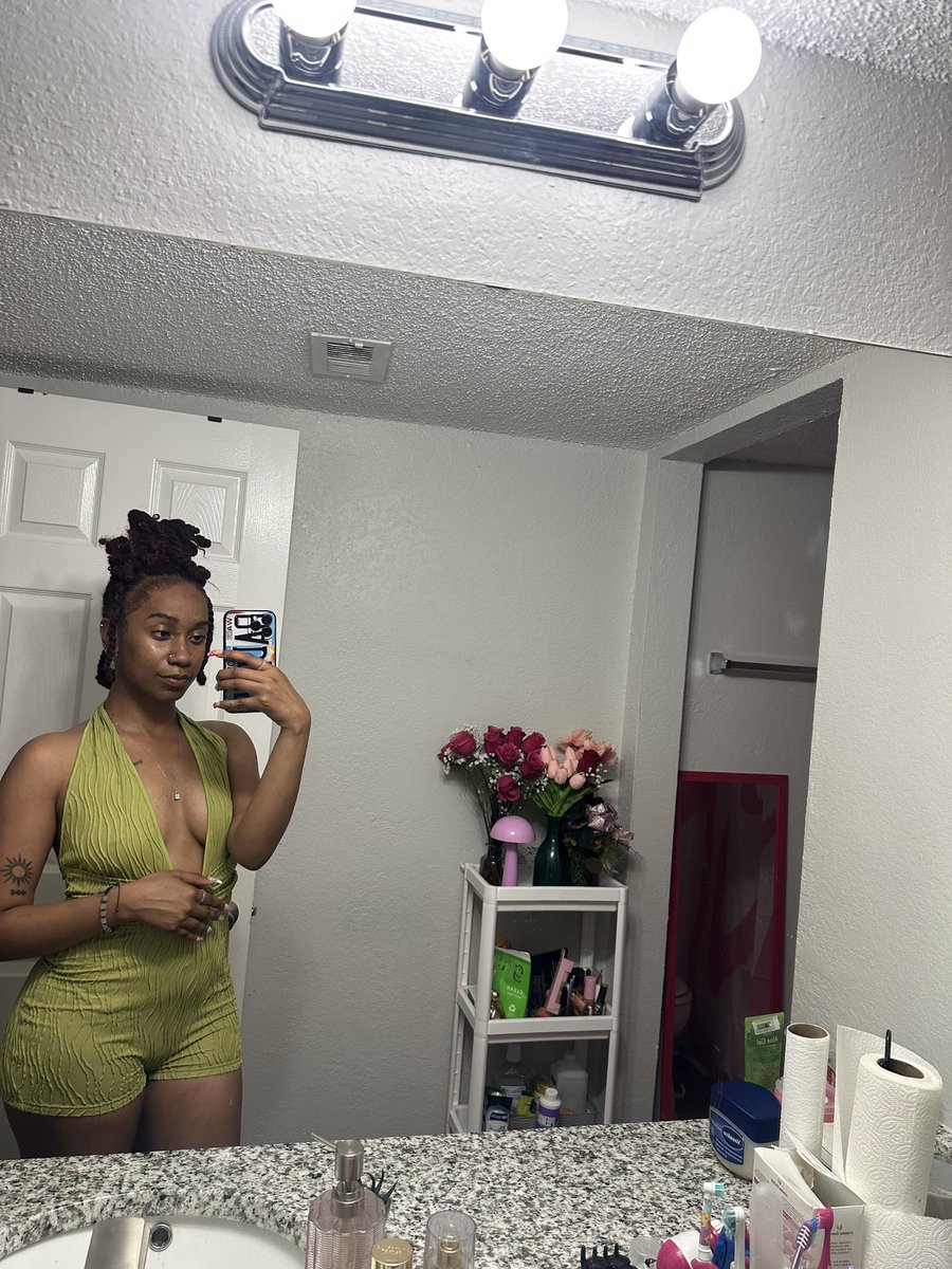 Ky 🌻 tweet media
