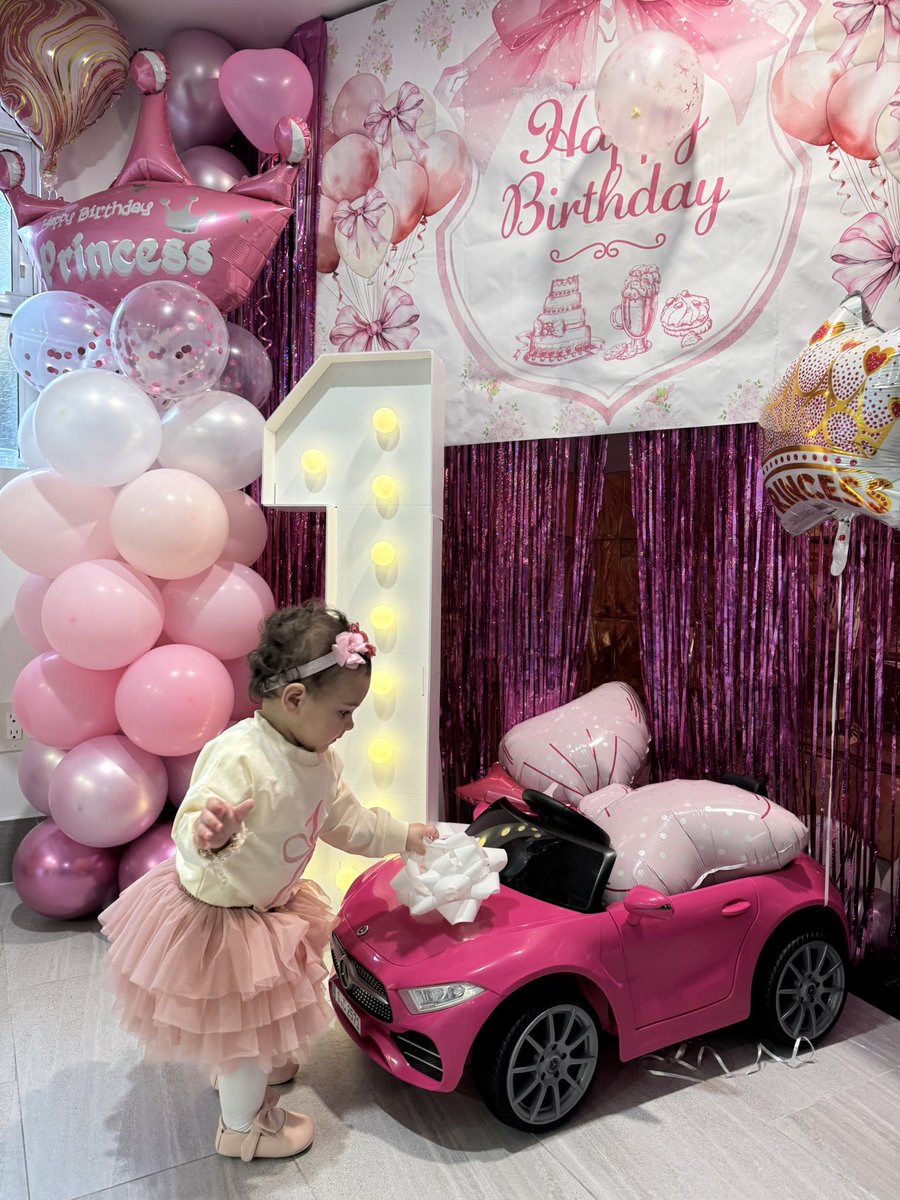 NotTuckTV's tweet photo. Just a little life update. It was babygirl’s birthday yesterday 🩷 https://t.co/P4JY2bzwTV