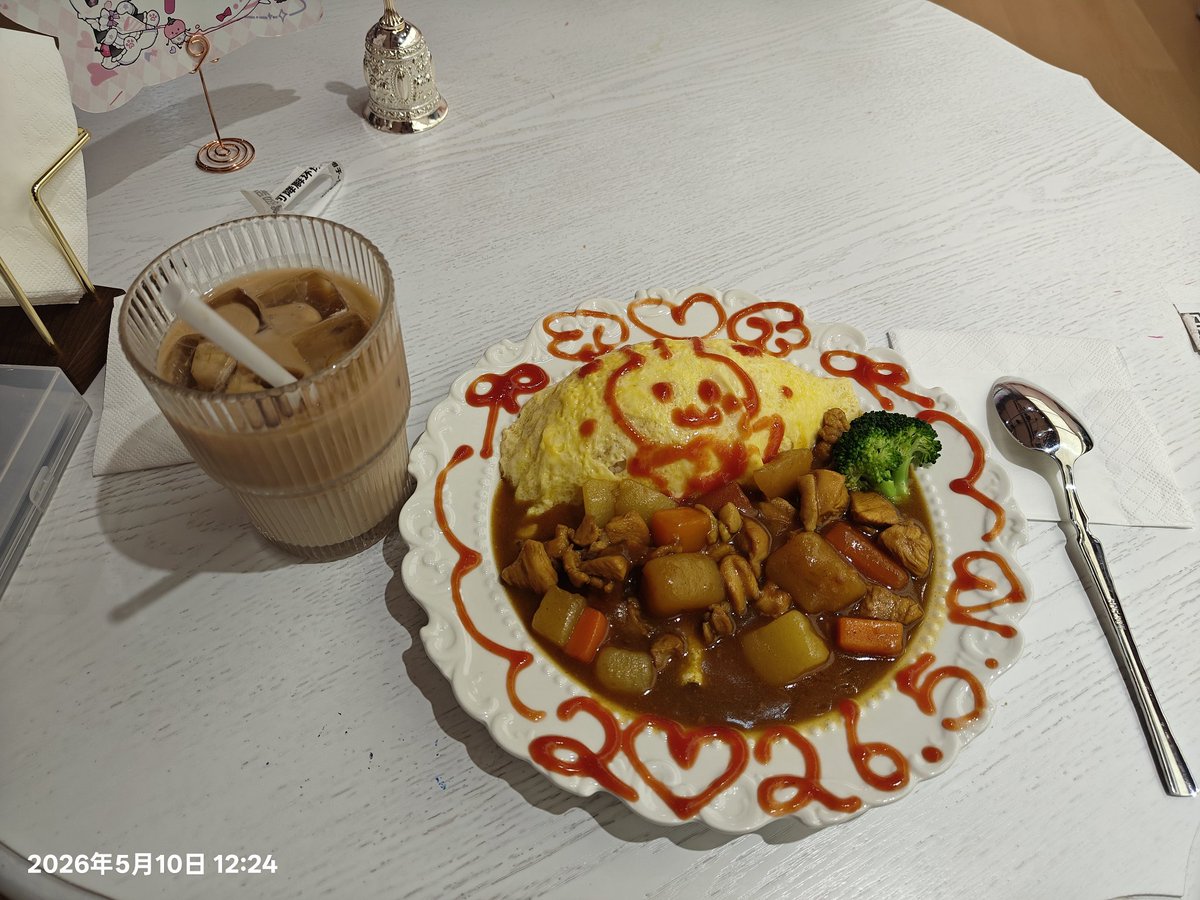 linuxyouxia's tweet photo. 昨日は #メイドの日 💖
都心に新オープンしたメイドカフェへ行ってきました！✨
オムライスが中国人の舌にめちゃくちゃ合って美味しかった😋
ドリンクも量たっぷり、店内も広めです🥤
元地下アイドルのメイドさんもいました🤟🏻
秋葉原店より未熟な部分はありますが
セトリ完成後また訪れます https://t.co/8XGpov0LT5