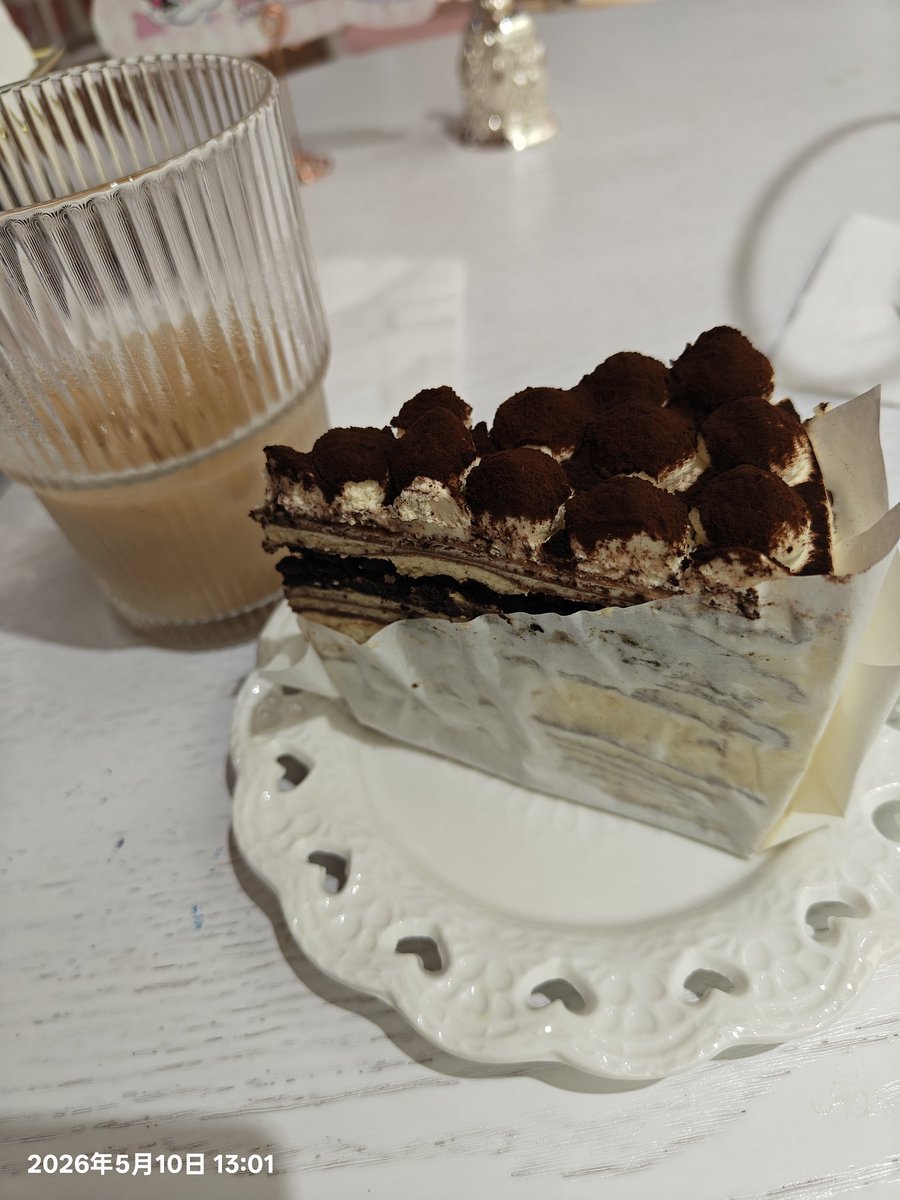 linuxyouxia's tweet photo. 昨日は #メイドの日 💖
都心に新オープンしたメイドカフェへ行ってきました！✨
オムライスが中国人の舌にめちゃくちゃ合って美味しかった😋
ドリンクも量たっぷり、店内も広めです🥤
元地下アイドルのメイドさんもいました🤟🏻
秋葉原店より未熟な部分はありますが
セトリ完成後また訪れます https://t.co/8XGpov0LT5