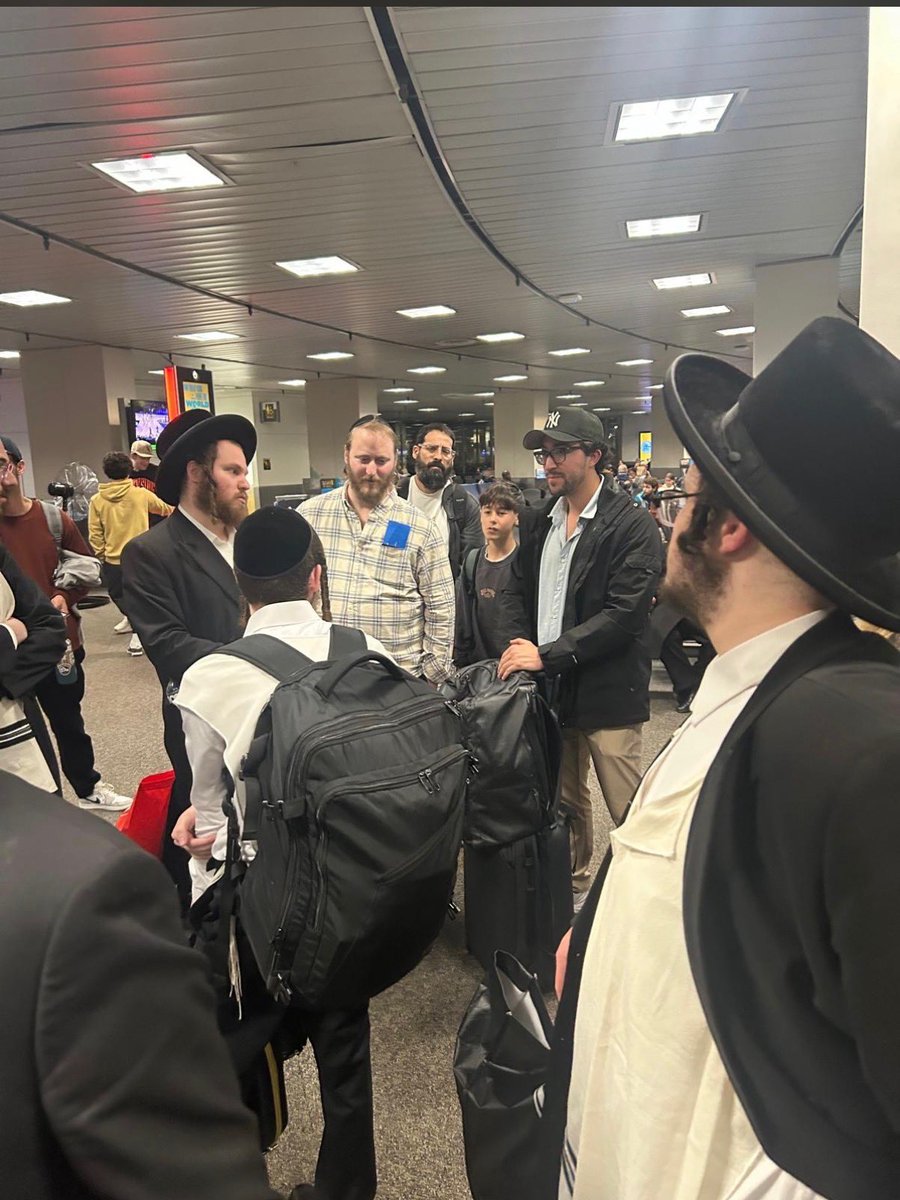 Awesome Jew tweet media