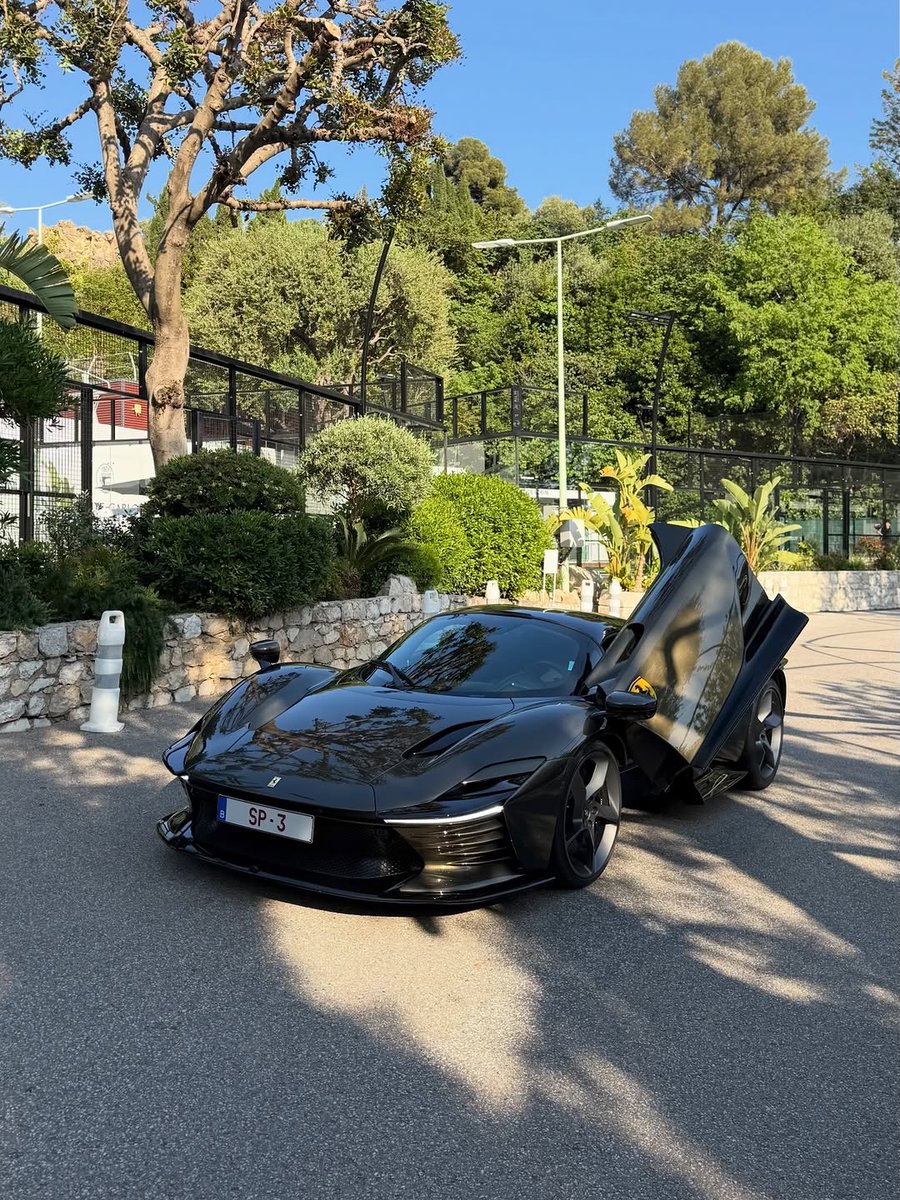 Car Hub tweet media