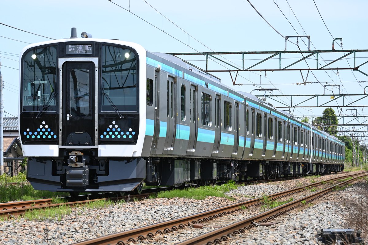 9266d344's tweet photo. 2026/5/11
①試6420M/E131系ナノN1編成+ナノN2編成
②試6421M/E131系ナノN1編成+ナノN2編成

公式試運転 https://t.co/0H6JDBGmiA