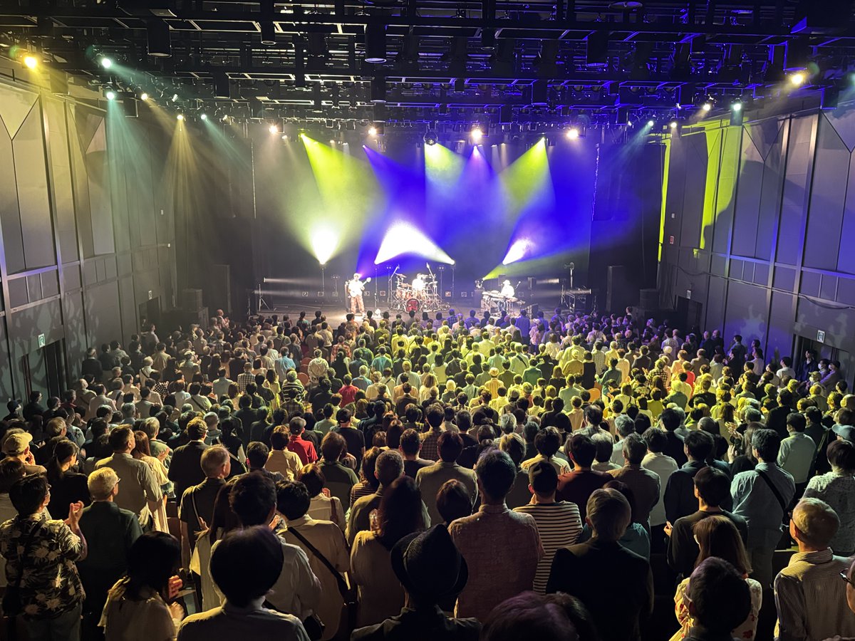 Katsushika_Trio's tweet photo. 〜EBISU Bloomin’ JAZZ GARDEN 2026 SPECIAL!〜に
ご来場いただきましてありがとうございました！おかげさまで、新曲も盛り上がりました。
秋のツアーもお楽しみに！！！
かつしかトリオ COBALT EXPRESS TOUR 2026の詳細はこちら！
https://t.co/UK7p9HDJSR
#K3 #katsushikatrio #かつしかトリオ #Fusion #ライブツアー #新曲 #minorumukaiya #向谷実 #tetsuosakurai #櫻井哲夫 #akirajimbo #神保彰 #秋のツアーも頑張ります