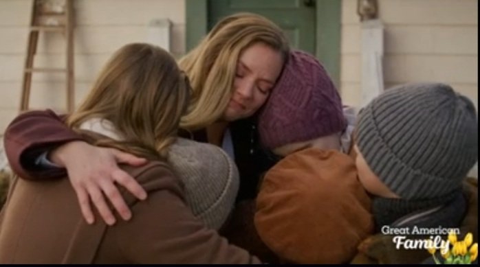 jessHawkes4's tweet photo. Loved the ending of the finale- A beautiful sermon from Pastor Daniels with montages that showed moments from the season/the importance of what makes Brookfield home & the mural on the wall from the children.❤
#Hopefuls #WhenHopeCalls @GAfamilyTV #SimonArblaster @cindy_busby https://t.co/OXeQs3t7Ad