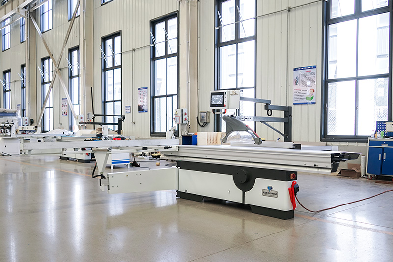ElephantCnc's tweet photo. 🔥🔥🔥CNC-32TA Sliding Table Saw with Digital Positioning Fence
🏆Related machine:
https://t.co/kZKsYsoCDB
☎Contact us:
https://t.co/XhfoHAUwHw 
Whatsapp: +86-15064026772
#slidingtablesaw #slidingtablepanelsaw #tableslidingsaw #woodwork #carpentry #panelsaw #panelsawmachine https://t.co/wwScOQOh6w