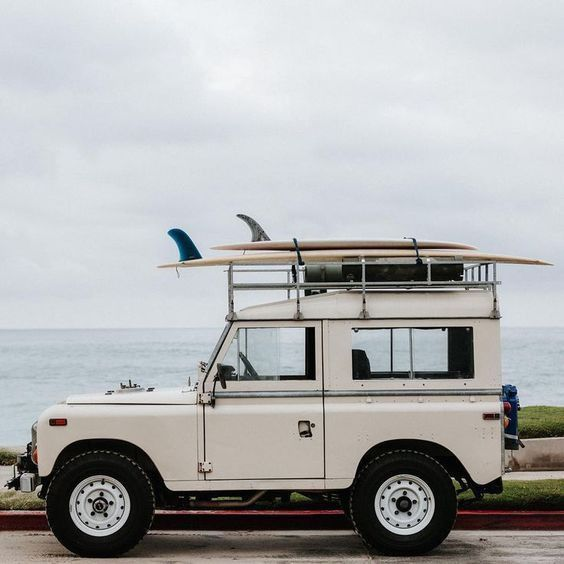 MittCPA's tweet photo. vintage Land Rovers, slow drives, no destination https://t.co/D2GZYln5Ie
