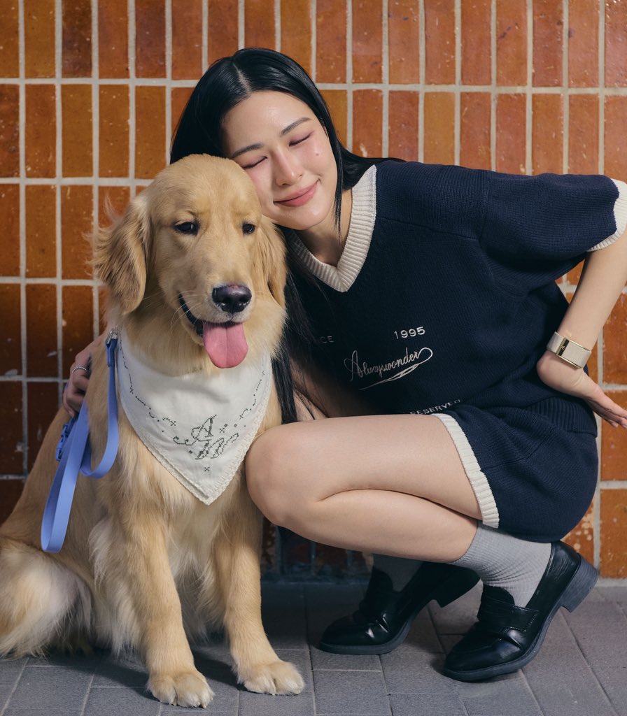 บางครั้งความสุข ก็มาในรูปแบบของ “หลิงหลิง คอง”
ขอบคุณที่เกิดมาให้ได้รักนะคะ
สุขสันต์วันเกิดคนพิเศษของพวกเรา ✨🎂

LINGLING BORN TO BLOOM
#TheDayOfLinglingKwong 
#linglingkwong‌ <a href="/linglingsirilak/">linglingsirilak</a>