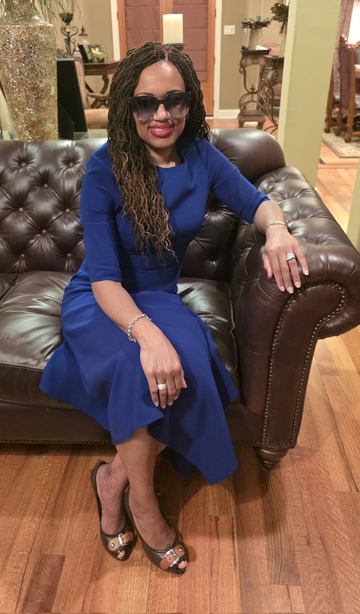 ronthemotivator's tweet photo. Happy Mother's Day to all of the Queens. We thank God for you, and you are truly appreciated every day for all of the sacrifices, love, inspiration, and prayers. You are a key contributor to creating a balanced and blessed life!!!!
💎🖤👑👑👑🖤💎 #mothersday #threeofakind #queens https://t.co/DNMWD7hzms