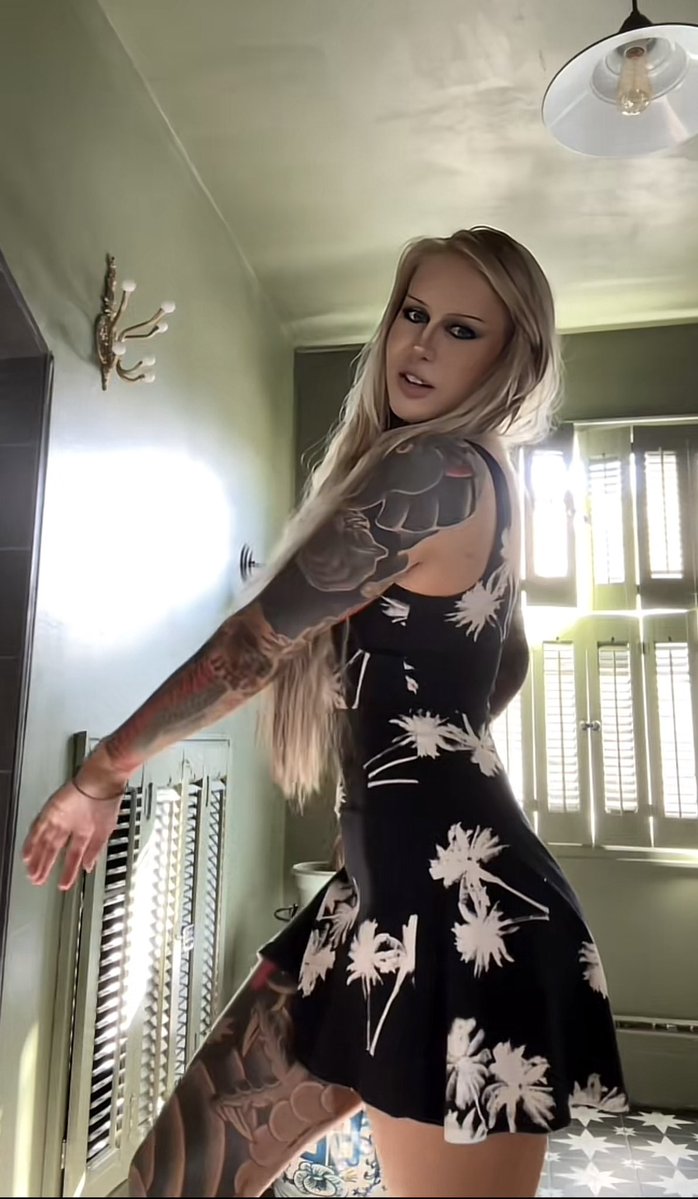alexis xj👩🏼‍🏭 tweet media