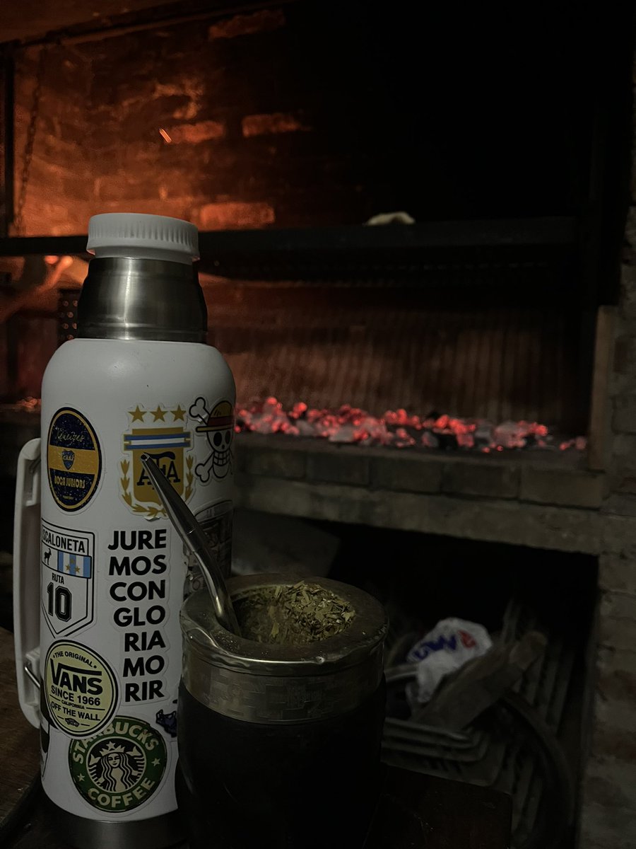 siempre hay tiempo para un buen mate y bajar un cambio🫴🏽