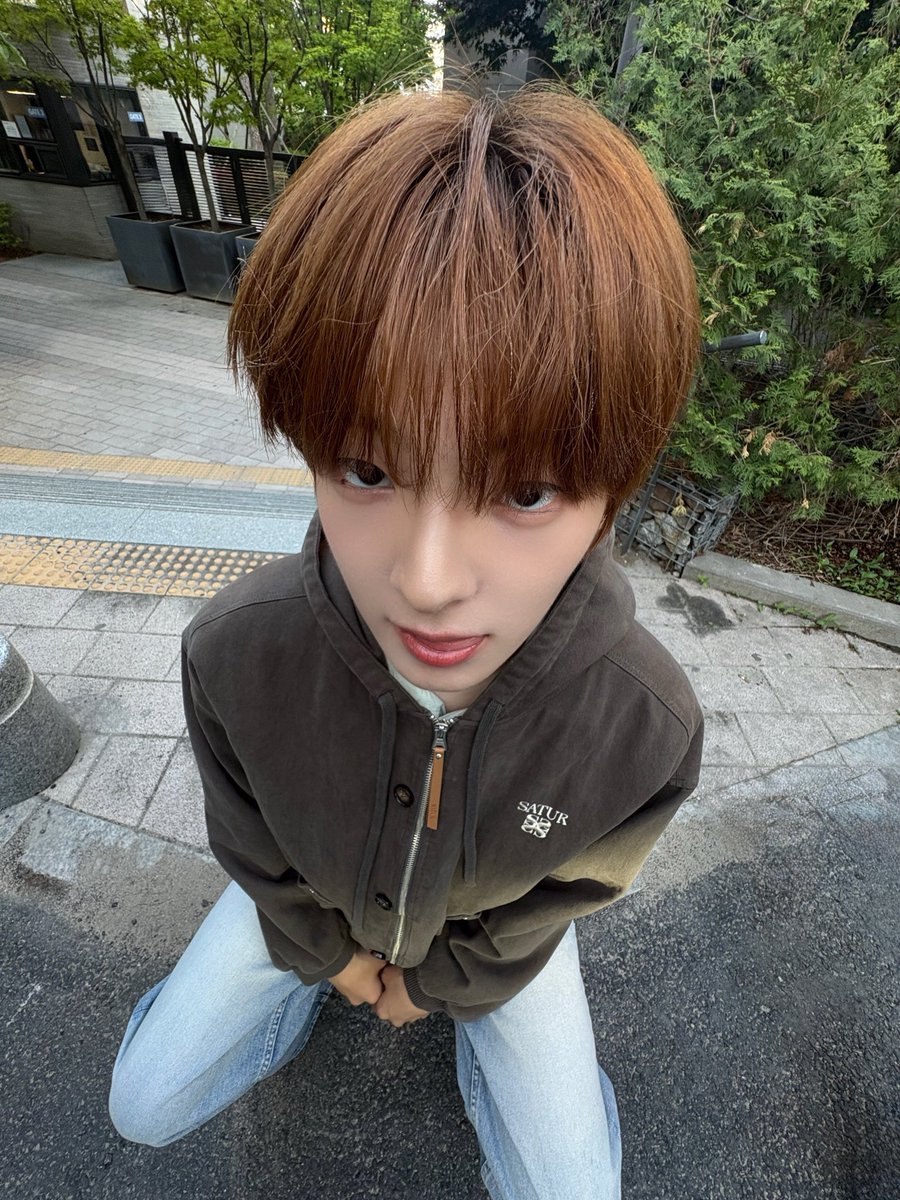 itsmjlee's tweet photo. i think we have new member of kim fam lmao https://t.co/2Hye8aFFzw