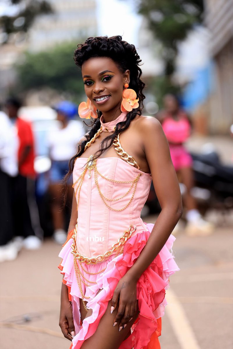 Kantinti🦋 tweet media