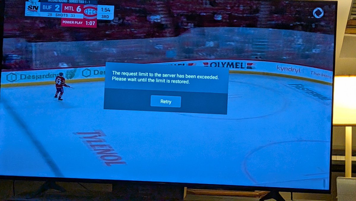 HabitantSoup's tweet photo. @VMediaCSR Dude. What's this? Nothing makes it go away. https://t.co/kXTehJRtXV