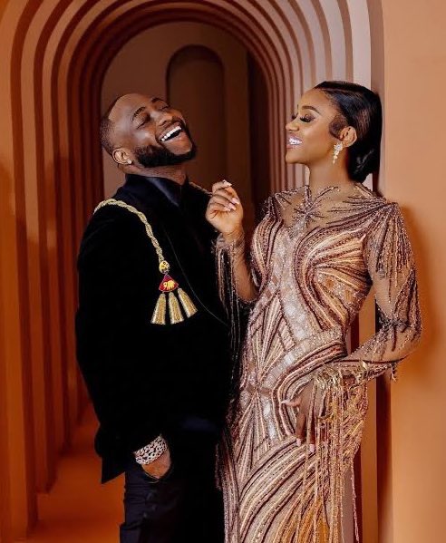 Frank Edoho record:

• no domestic abuse
• no cheating allegations
• no baby mamas

Result - wife cheated, packed out and divorced him

Davido records:

• multiple cheating allegations
• multiple baby mamas

Result - wife is proud of him and supporting him

Lesson - women