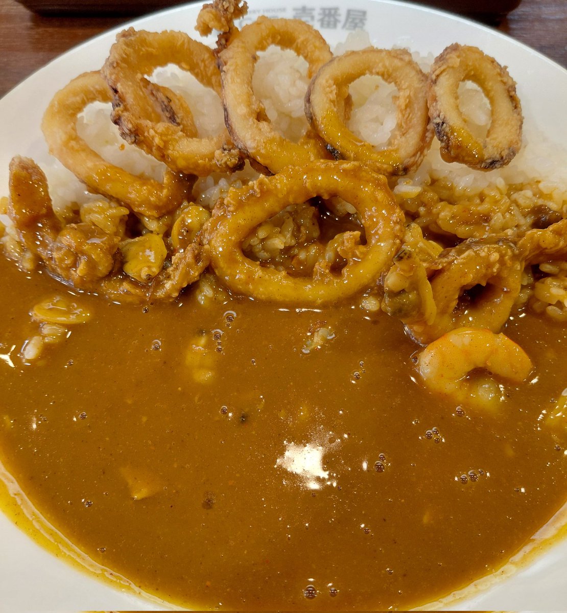 イカカレーハーフえびハーフあさり