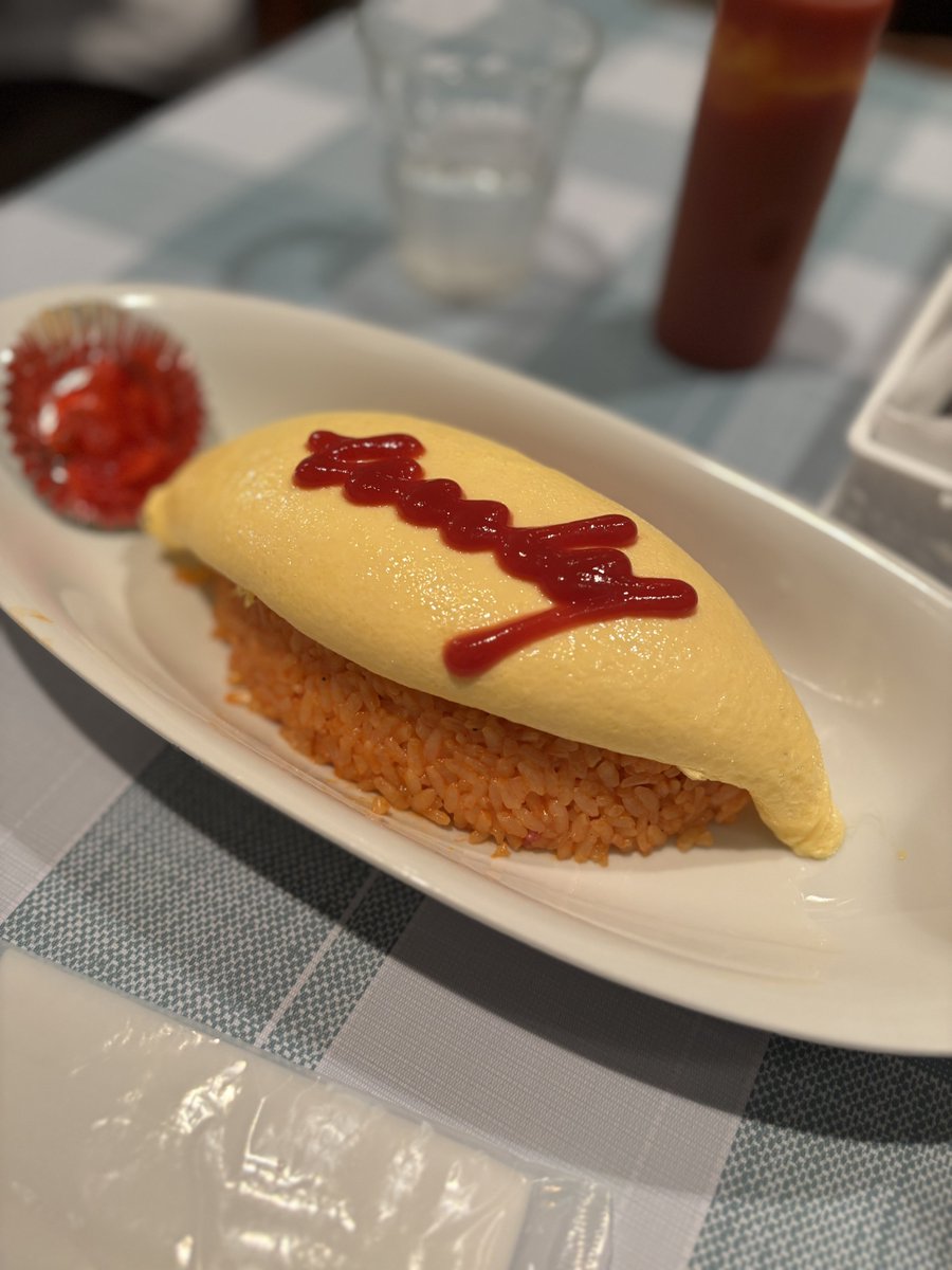 Narururu_v's tweet photo. 中野坂上と言えばFRANKY&amp;TRINITYって店のオムライスが人生狂うほど美味しいからマジ死ぬまでに行って欲しい、
結構オムライス狂なんだけどここのが旨過ぎて数年頭から離れない、靴あげるからオムライス食べさせて欲しい、やばい書いてたらもう食べたいあかん本当にアカン人狂わせる旨さ https://t.co/kfdUyk0qqa