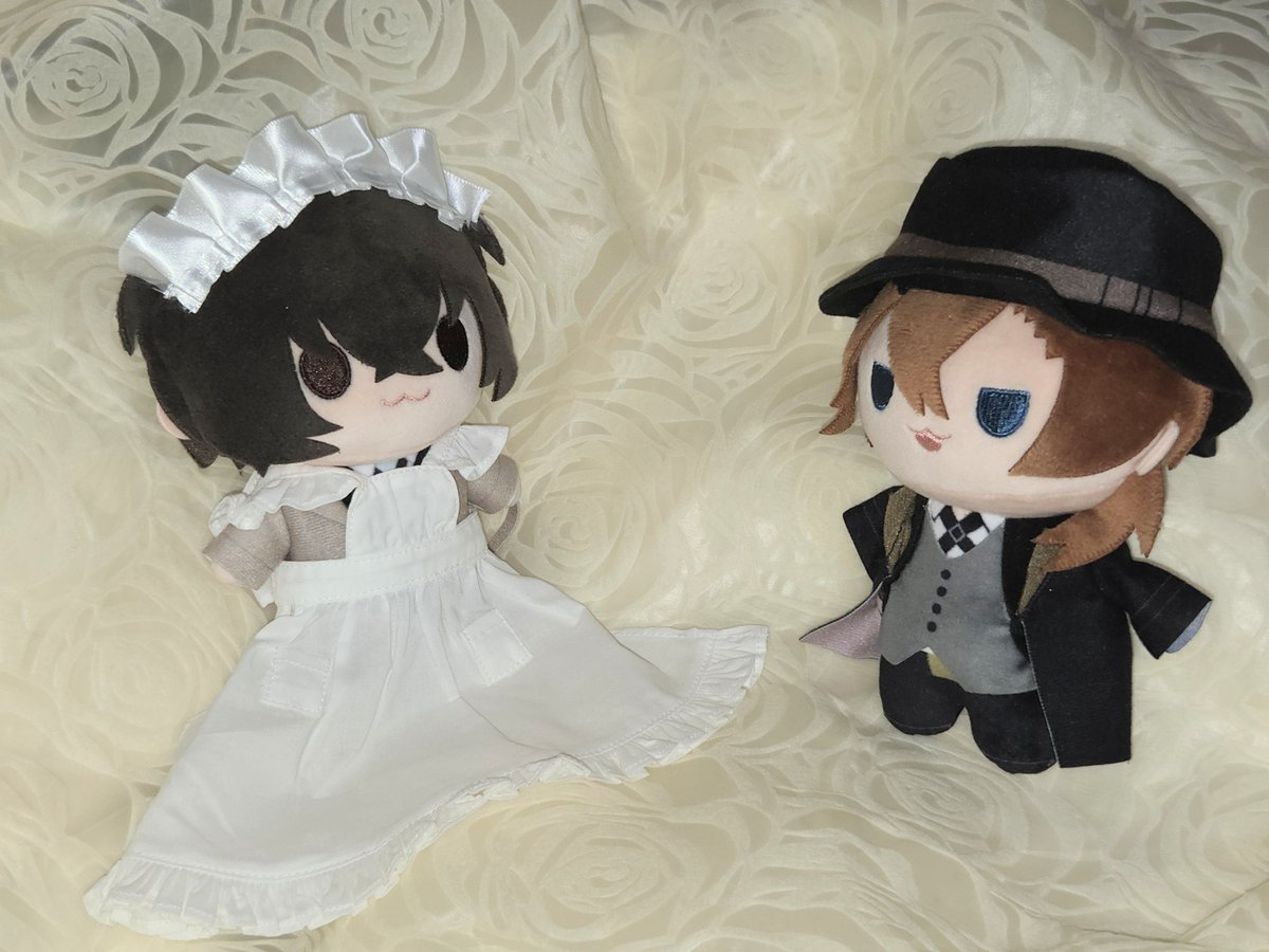 🤕おかえりなさいませなのだよ。
🎩エプロンなげェな……