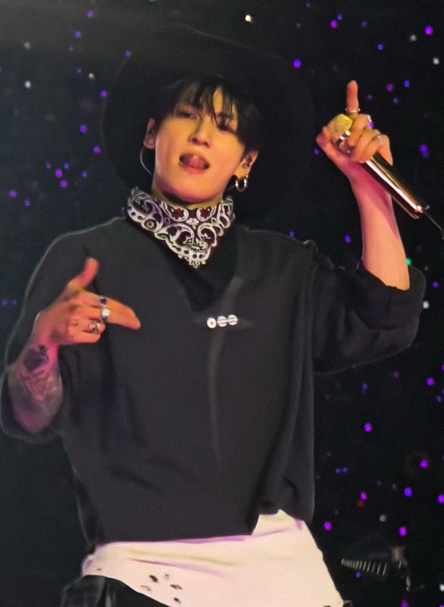 taekook 𑣲𝒌⁷ tweet media