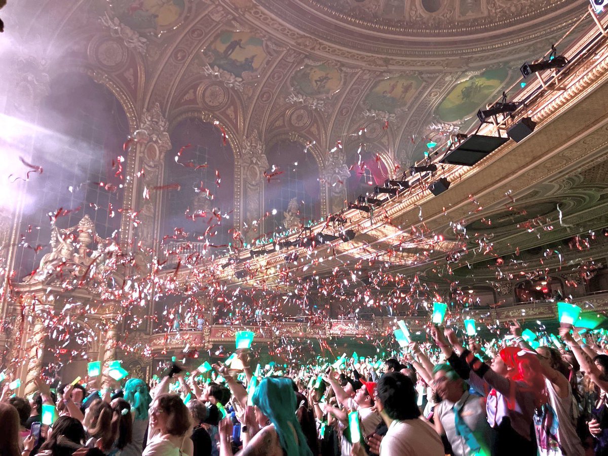 MIKU EXPO tweet media