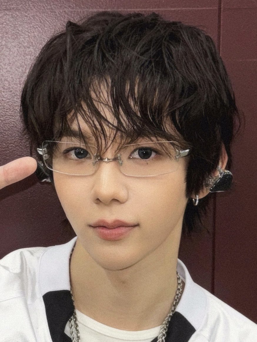 롬☺︎ tweet media