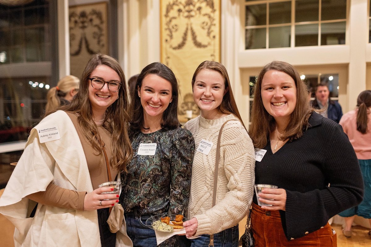 SamfordAlumni's tweet photo. Birmingham-area young alumni, we’d love to have you join the Young Alumni Board of Birmingham! Stay connected to Samford and help create opportunities for fellow young alumni to build relationships and stay engaged after graduation.

 Apply today: https://t.co/aT351Iy0YP. https://t.co/KpisB8cDZu