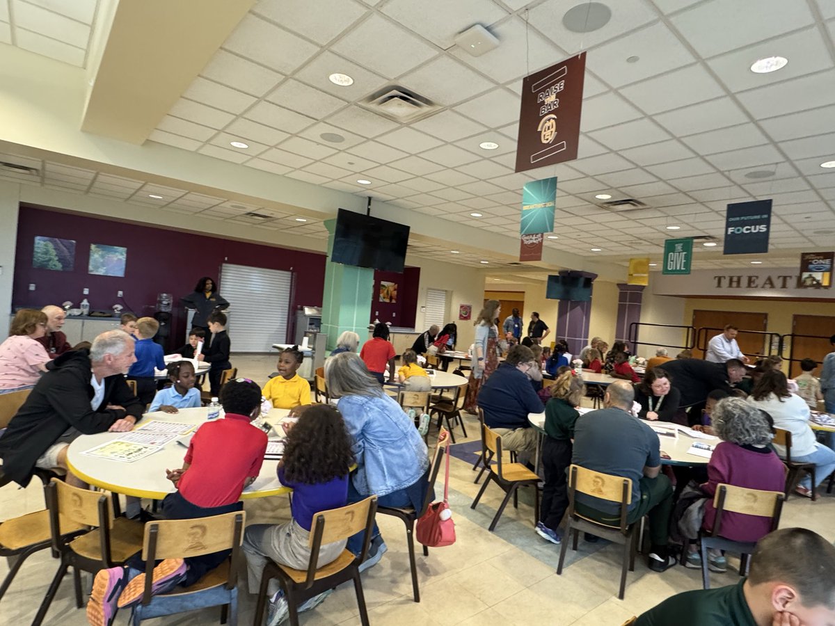 MHPrincipals's tweet photo. The 1st grade houseparent celebration was a super sweet event (with music and personalized books, made by the students) that recognized houseparents for their partnership and hard work with our students. https://t.co/RVXx4tTWDf
