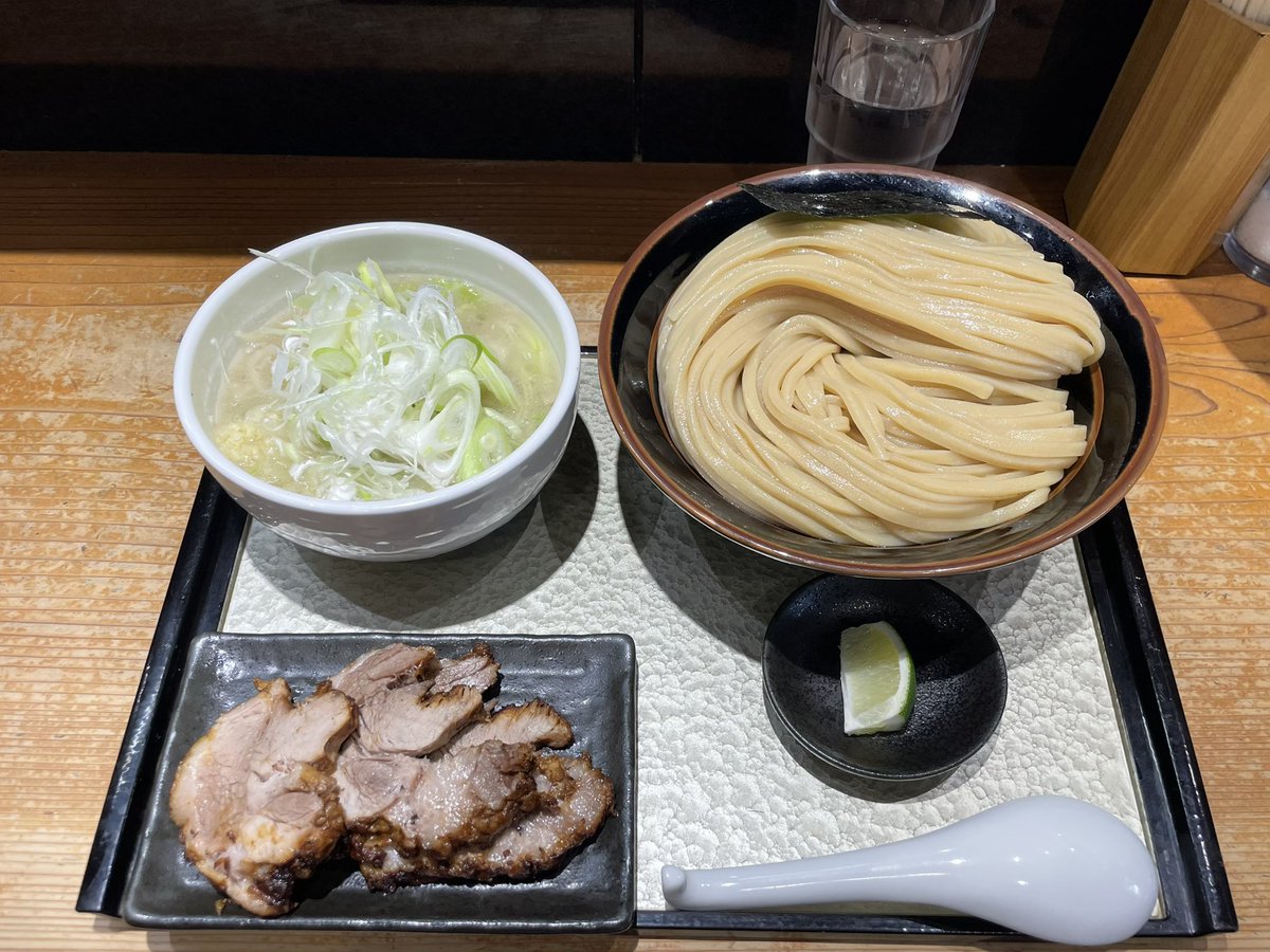 ラーメン好きのクソデブ (@kusodebusu55) / Posts / X
