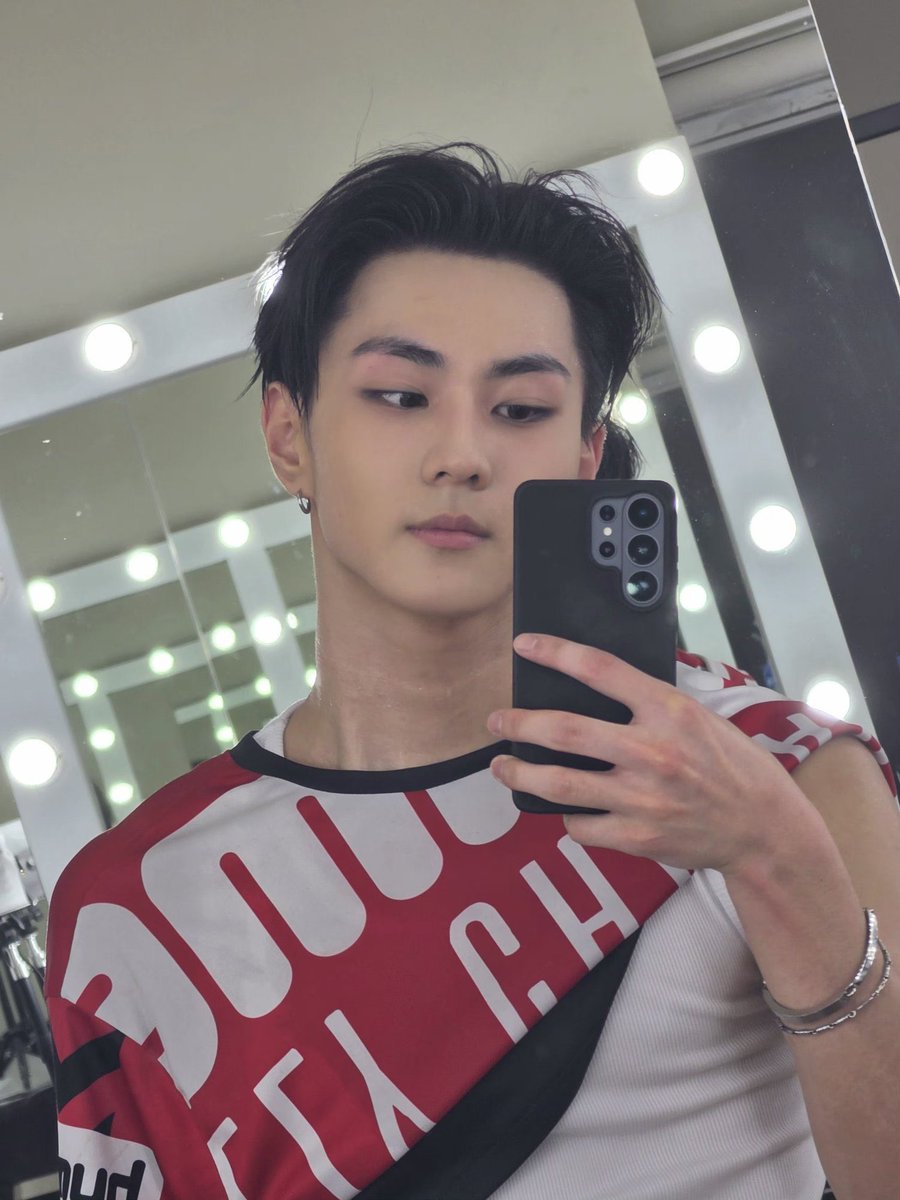 นวว fan account ㅡ 선우 tweet media