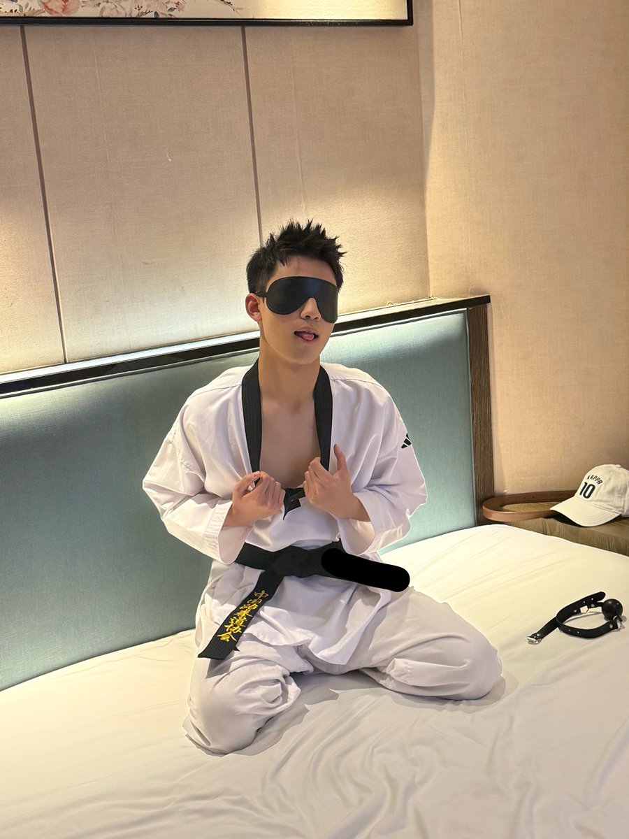 利利利澳锎 tweet media