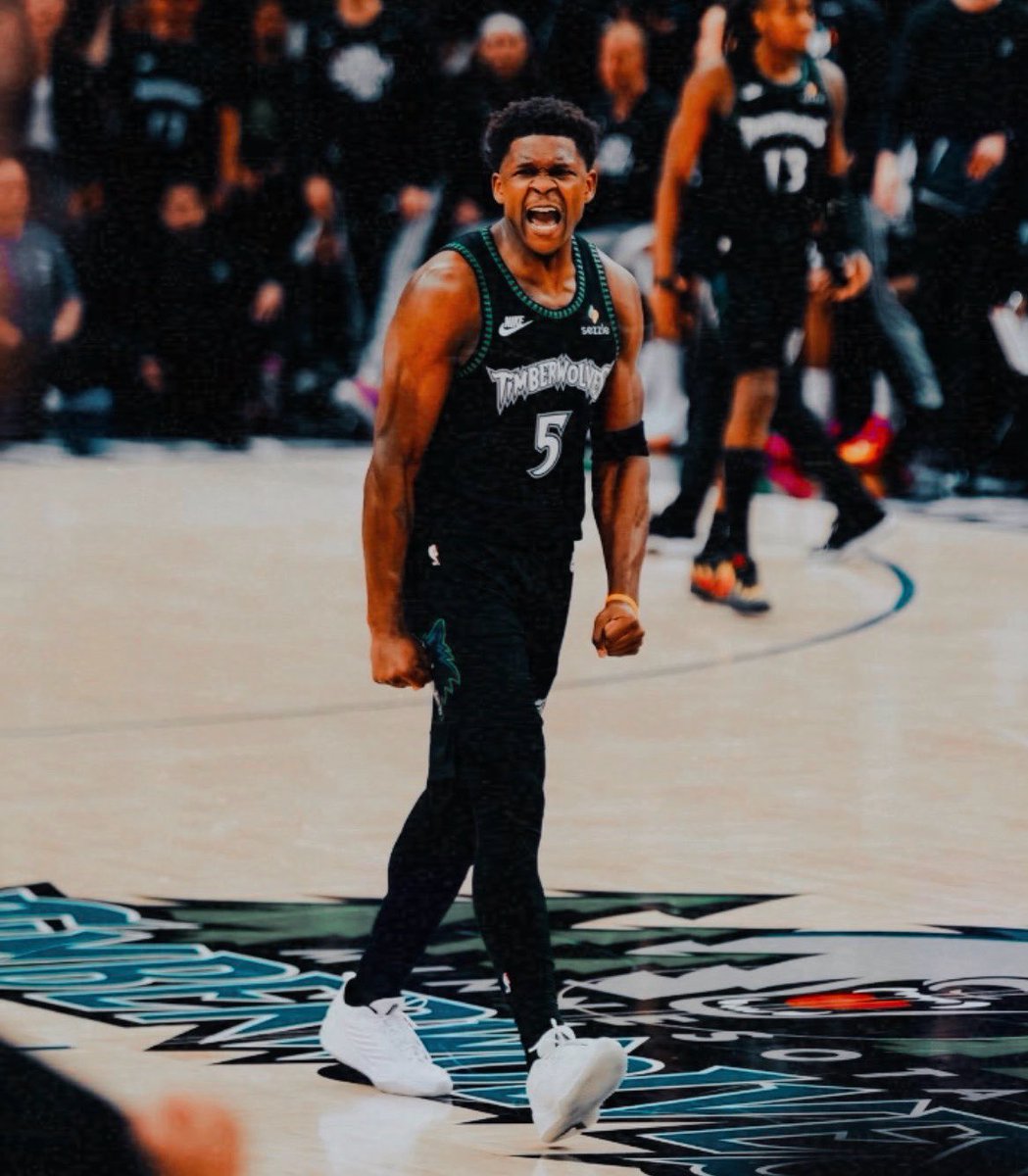 🐺 tweet media