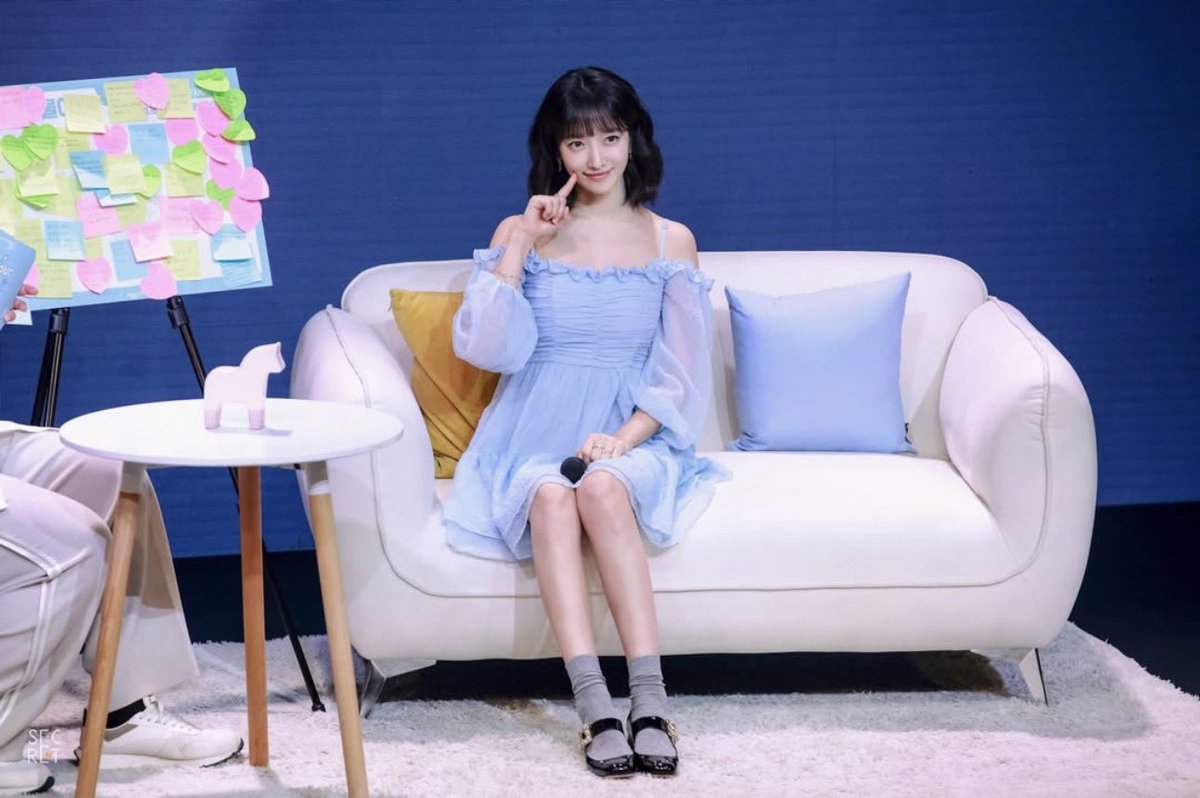 라온 tweet media