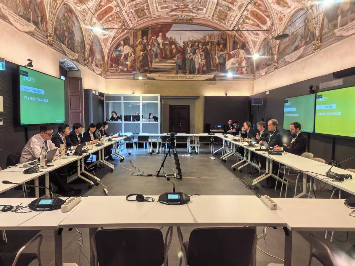 ClimateCN's tweet photo. In Florence, Vice Minister Li Gao of China’s Ministry of Ecology and Environment and Director-General for EU DG CLIMA Kurt Vandenberghe co-chaired the 7th China-EU Bilateral Dialogue on Carbon Markets.
Stronger cooperation for effective carbon markets and global #ClimateAction. https://t.co/I2ADwDLoRr