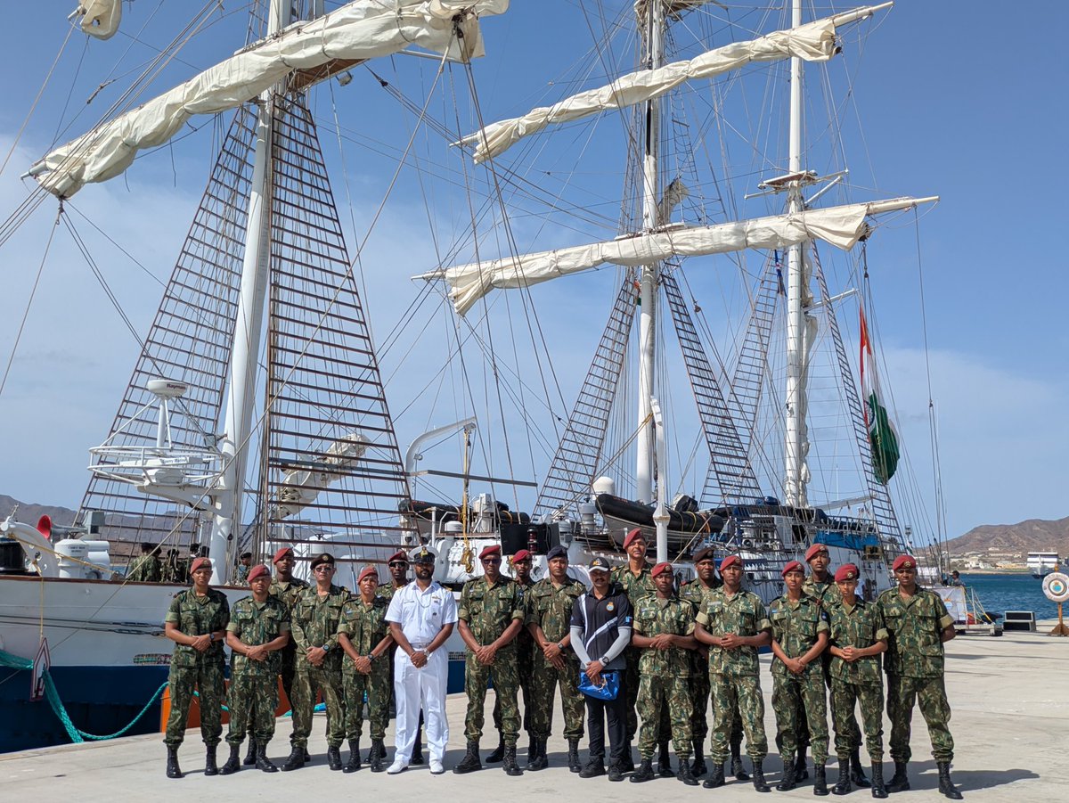 SpokespersonNavy tweet media