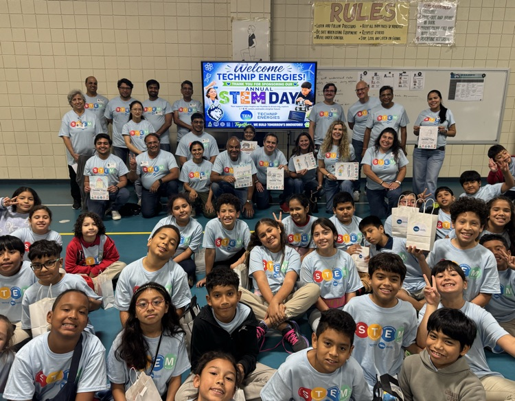 hearnehusky's tweet photo. A HUGE thank you to @TechnipEnergies for bringing STEM to life for our students for the 4th year in a row! 🩵🐾
Our kids gained hands-on experiences that show the power of dedication and perseverance. Parents, be proud your students are being inspired in powerful ways!⚡️🚢👷🏽‍♀️ https://t.co/gmpVeKX3tr