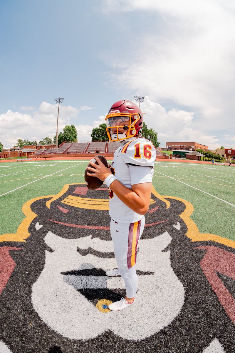 Lane Clement tweet media