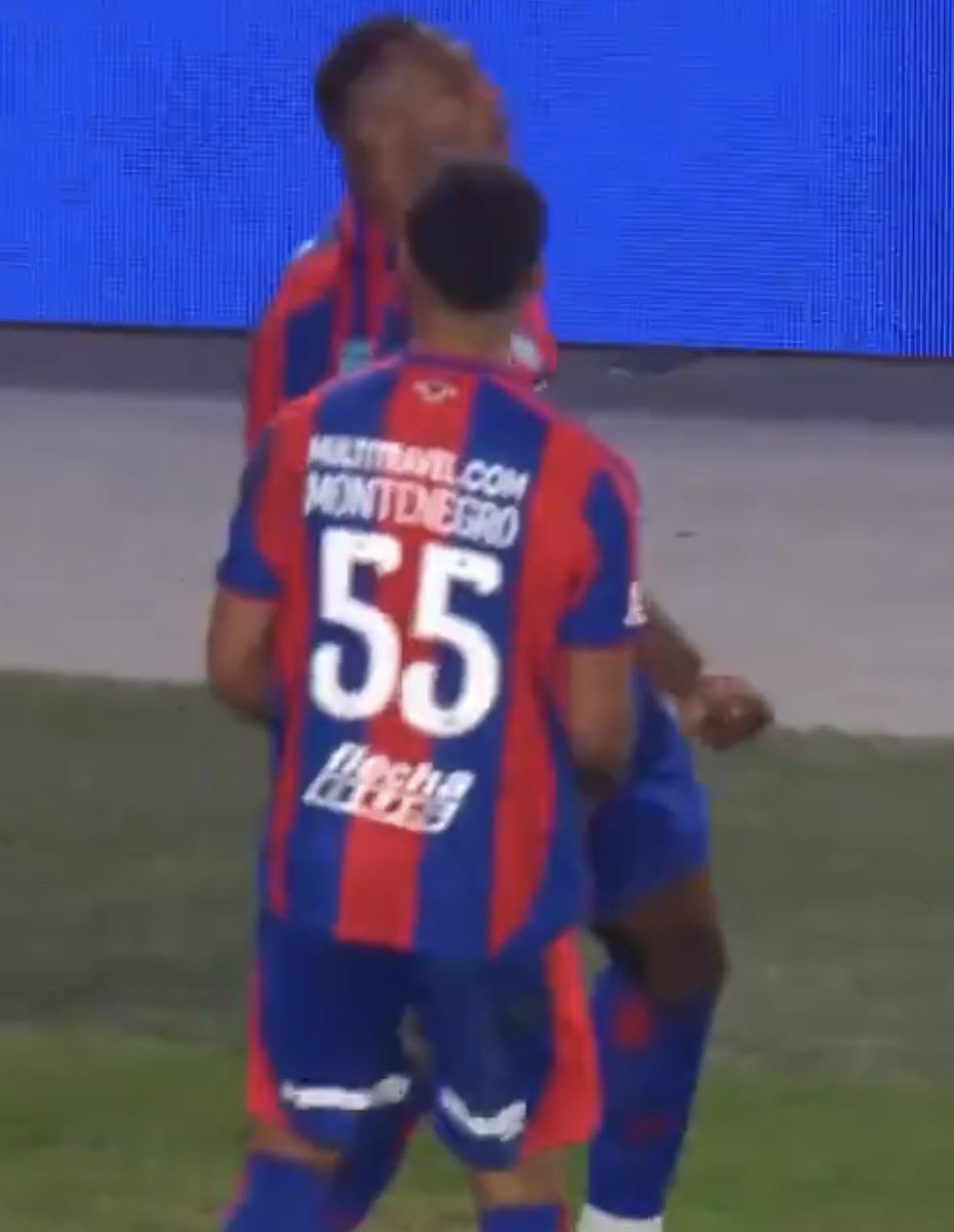Que risa cuando un equipo chico viene a festejar laterales a nuestra cancha y se van con el culo roto