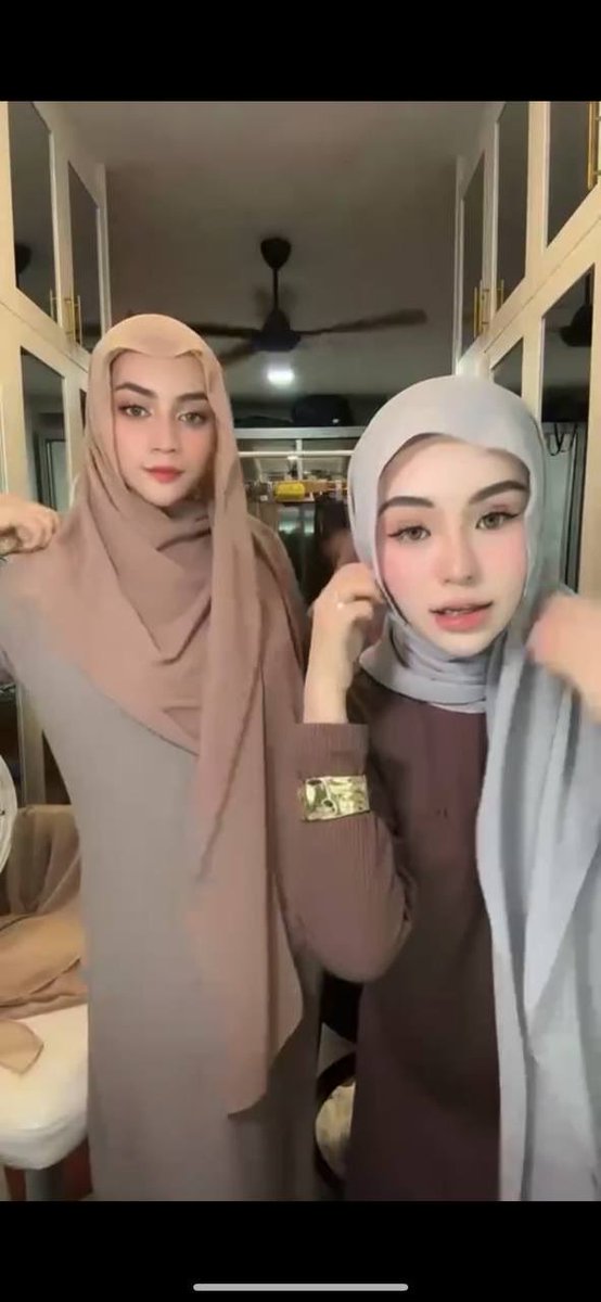 Nesttella's tweet photo. 🍒KOLEKSI LIVE TIKTOK🍒
LIVE HOT MELAYU
2000+ MIXED | UPDATED

promo channel murmur geng👀 dm "nak channel"  https://t.co/5ffeFtoJTm https://t.co/R7pYDVnuEf
