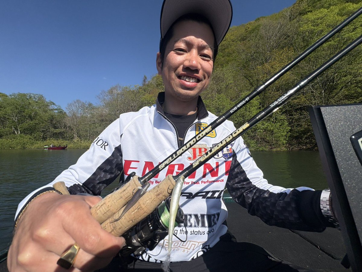 Engine-fishing tweet media