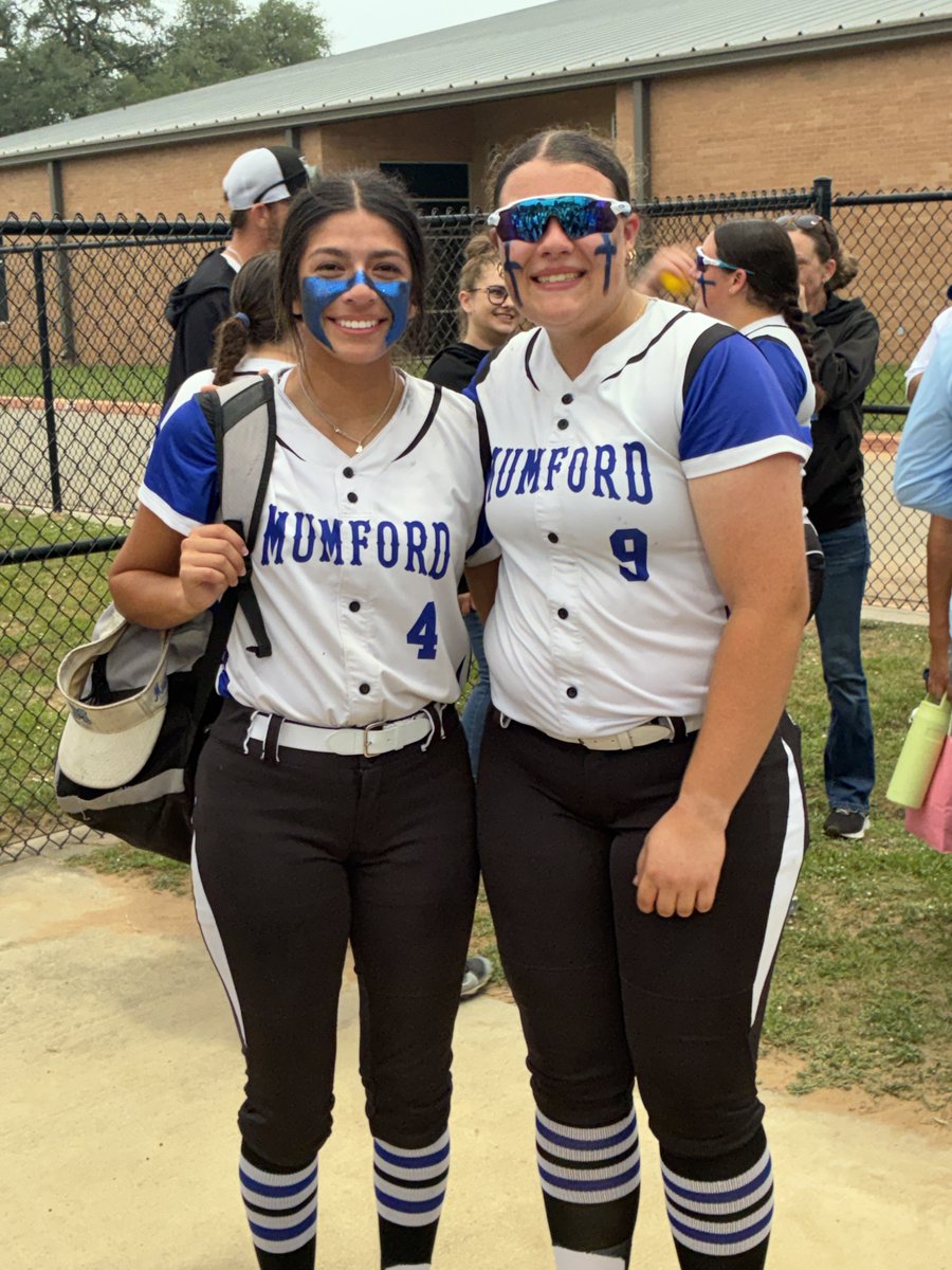 Emma Loehr | 2027 P/1B tweet media