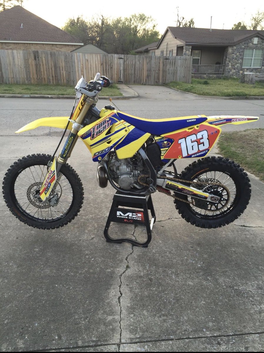 mattmerriott's tweet photo. After Ken’s championship I thought it only right to post a picture of my old 07 RM250. One of the greatest bikes I ever built and rode for off-road https://t.co/TBqGGzz4uh