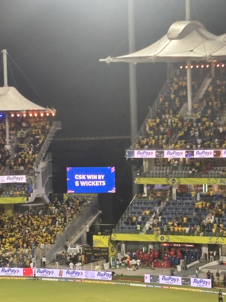 Mahanethaji1's tweet photo. The only whistle podu I root for. #anbuden #cskvslsg https://t.co/jC1OSsjBuM