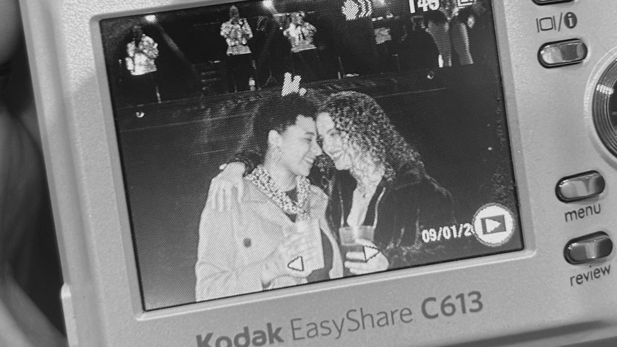 jackyl0pes_'s tweet photo. Mis niñas, os amo ❤️‍🩹 https://t.co/zQsZj6item