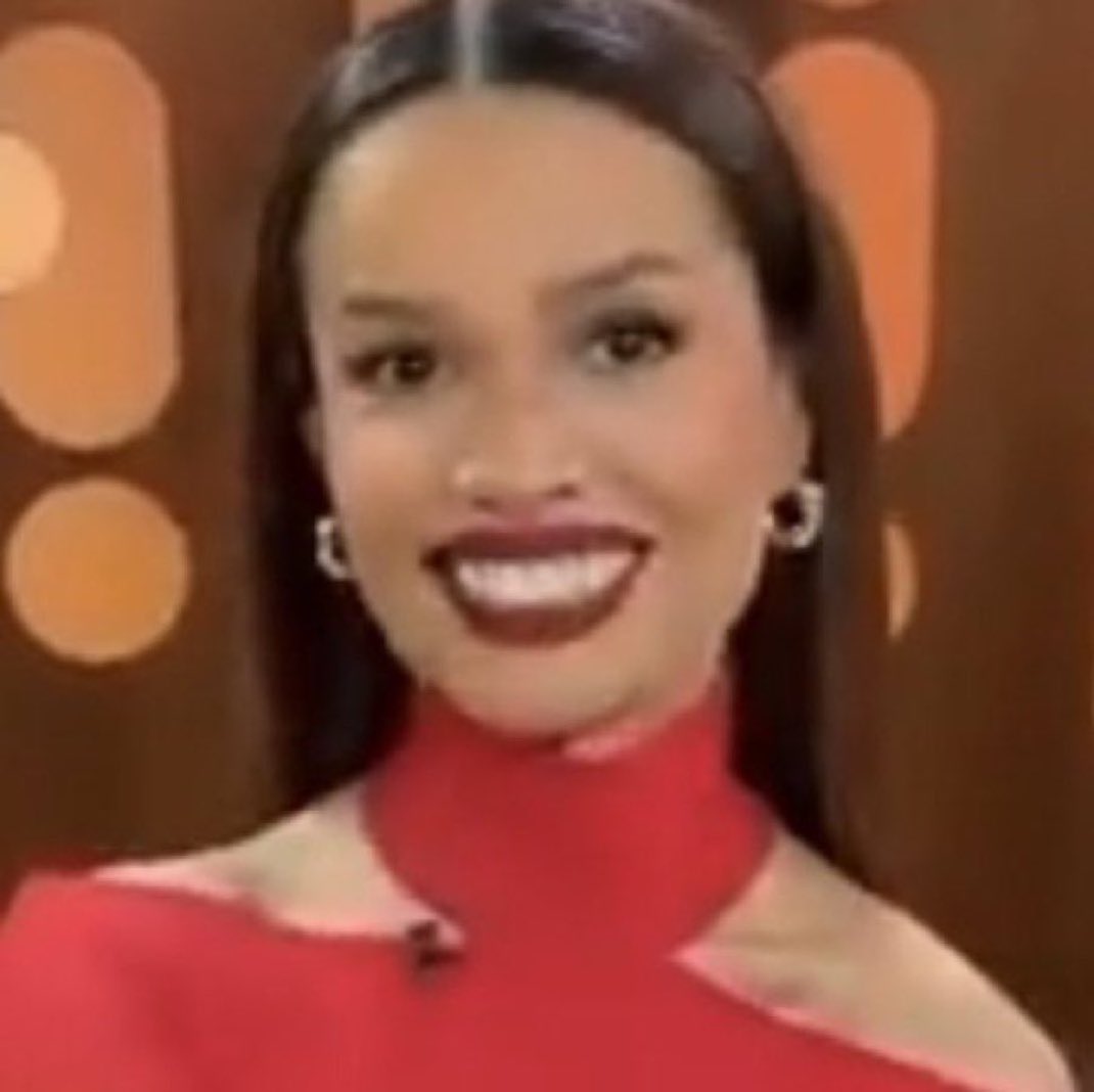 𝐟𝐞𝐥𝐩𝐬 tweet media