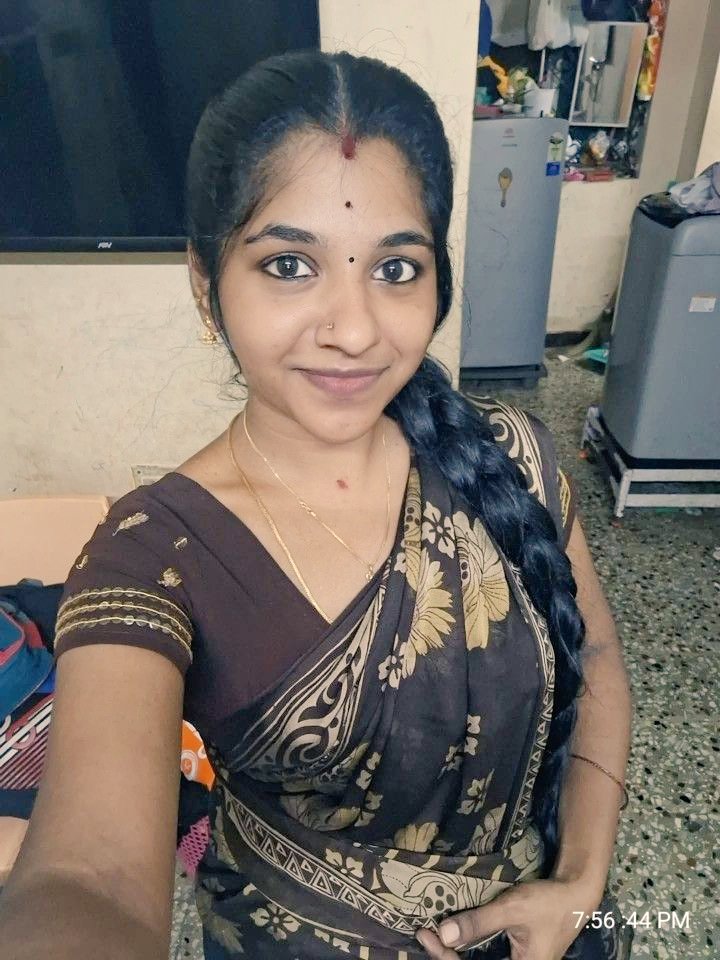 vaishali251298's tweet photo. Unseen of natural dusky beauty🥶 her face looks pure love❤ https://t.co/8EqWLYTkW9