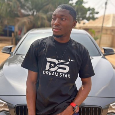IsaacAkutsa's tweet photo. #NewProfilePic https://t.co/rexmkfolAY