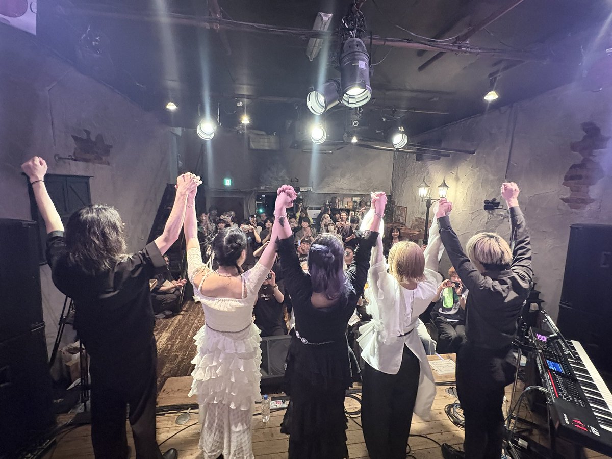 satsu0510's tweet photo. 2026.5.10@御茶ノ水KAKADO
AZZY&amp;YUKA BIRTHDAY 2MAN Live
㊗️満員御礼㊗️
幸せな31歳のスタートをありがとう！
あなたと一緒に過ごせたことがいちばんの幸せでした。
31歳も沢山音楽するぞーーーーーー！！！ https://t.co/fa5pr4L7ij