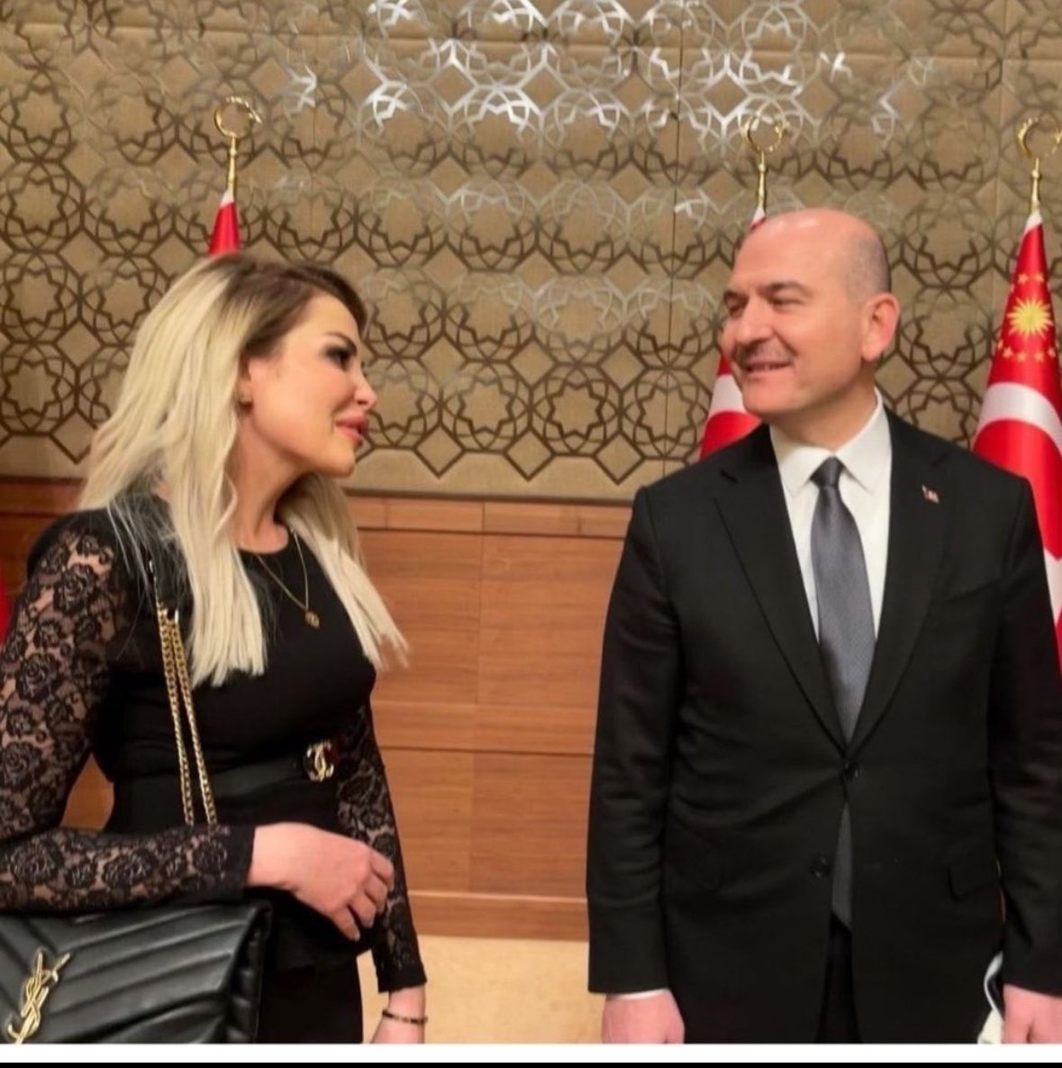 erdal170582's tweet photo. @GuvenliSehirler Kuki ⬇️ nin sahibesi https://t.co/d9jyNXjCzN