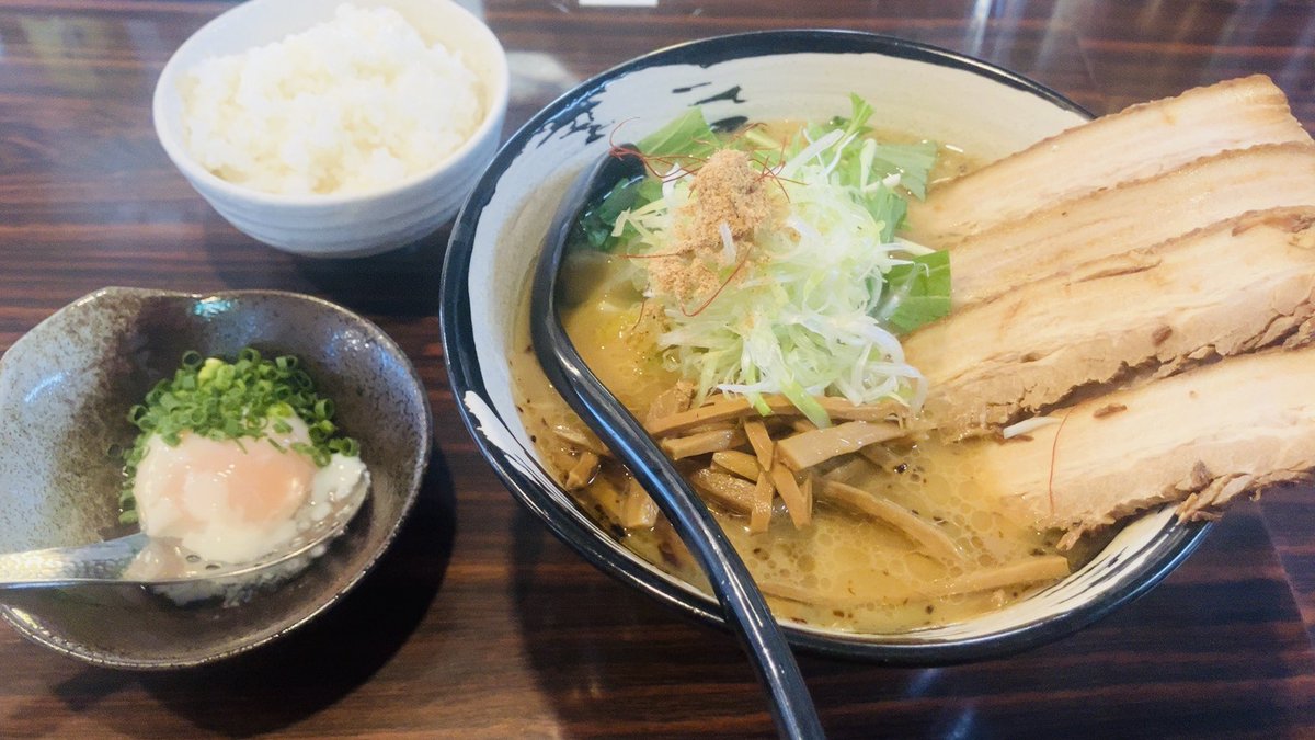 ときつね tweet media
